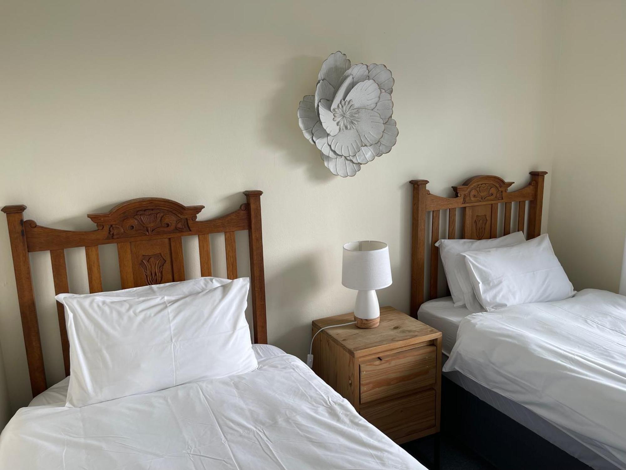 Silver Sunsets Self-Catering Apartments Kapstadt Exterior foto